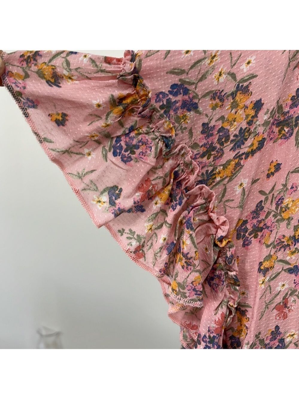 Jessica Simpson Floral Print Surplice top - Picture 4 of 8